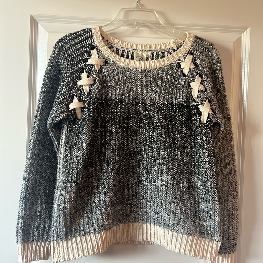 Boutique black/gray muted sweater with tan laces.